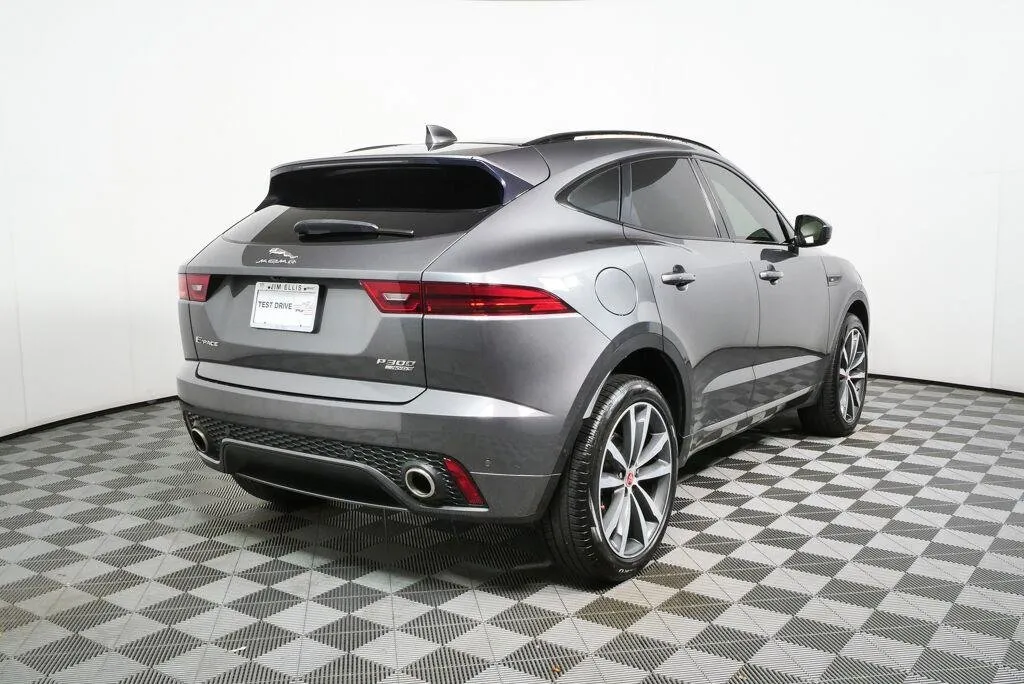 2019 Jaguar E-PACE R-Dynamic SE thumbnail 14