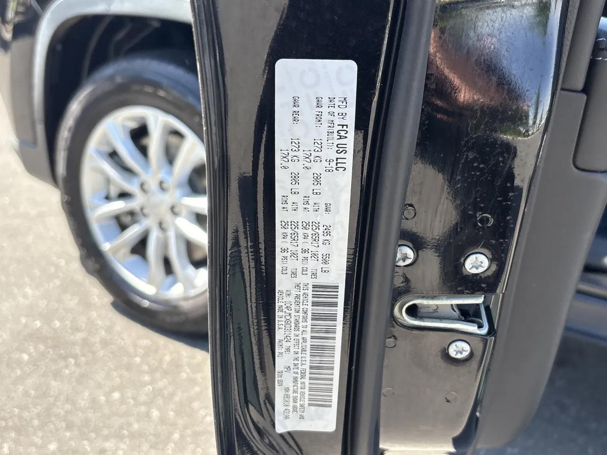 2019 Jeep Cherokee Latitude thumbnail 33