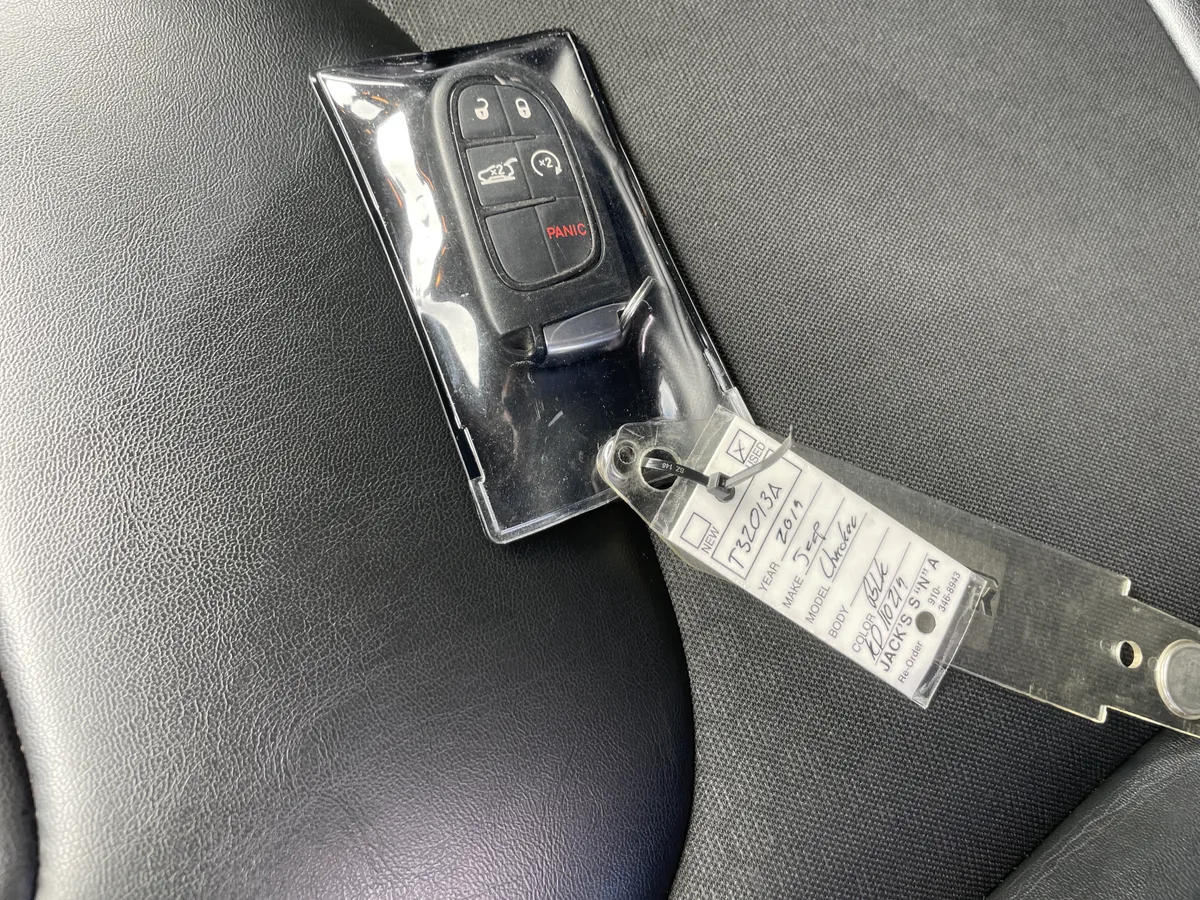 2019 Jeep Cherokee Latitude Plus thumbnail 33