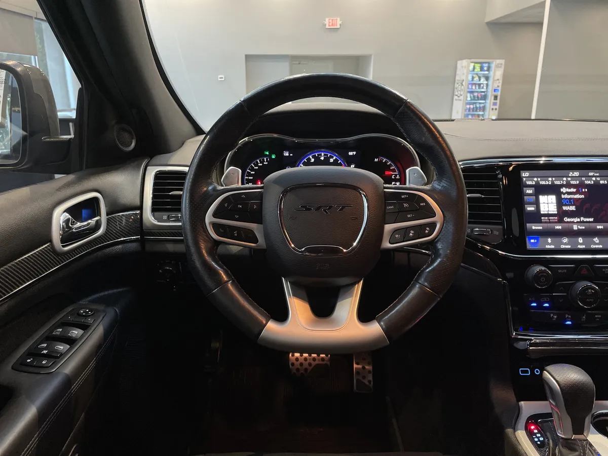 2019 Jeep Grand Cherokee SRT thumbnail 18
