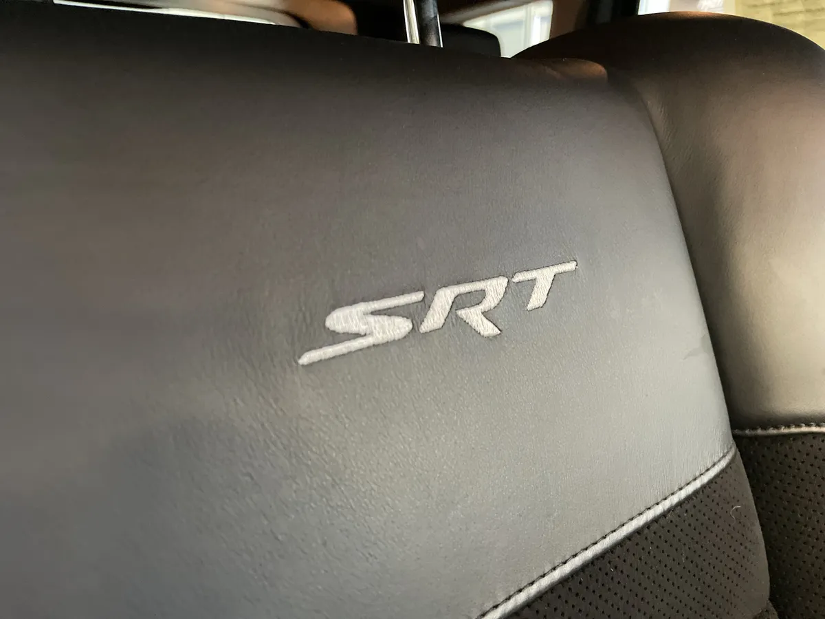 2019 Jeep Grand Cherokee SRT thumbnail 37
