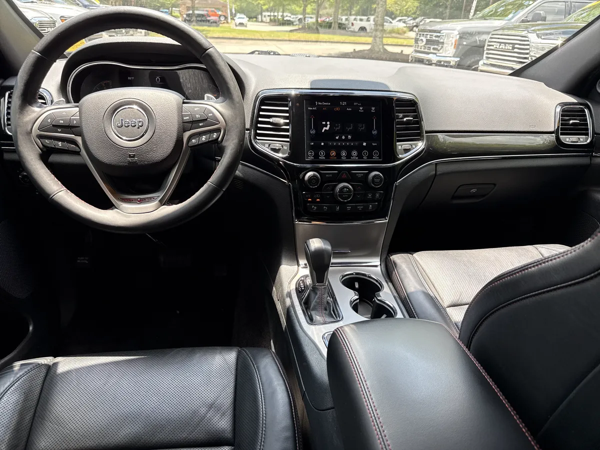 2019 Jeep Grand Cherokee Trailhawk thumbnail 22