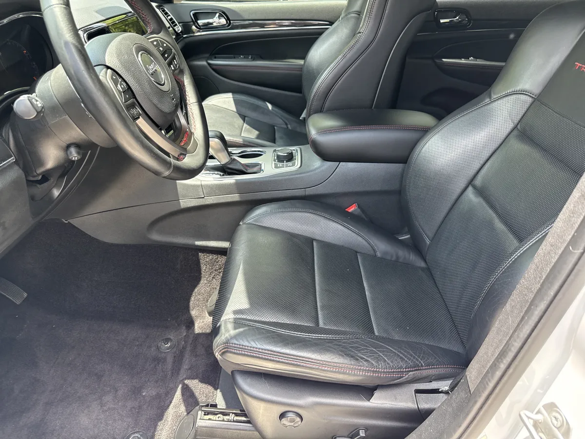 2019 Jeep Grand Cherokee Trailhawk thumbnail 9