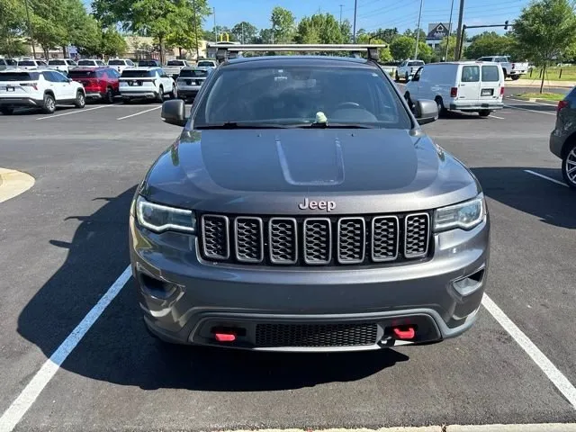 2019 Jeep Grand Cherokee Trailhawk thumbnail 2