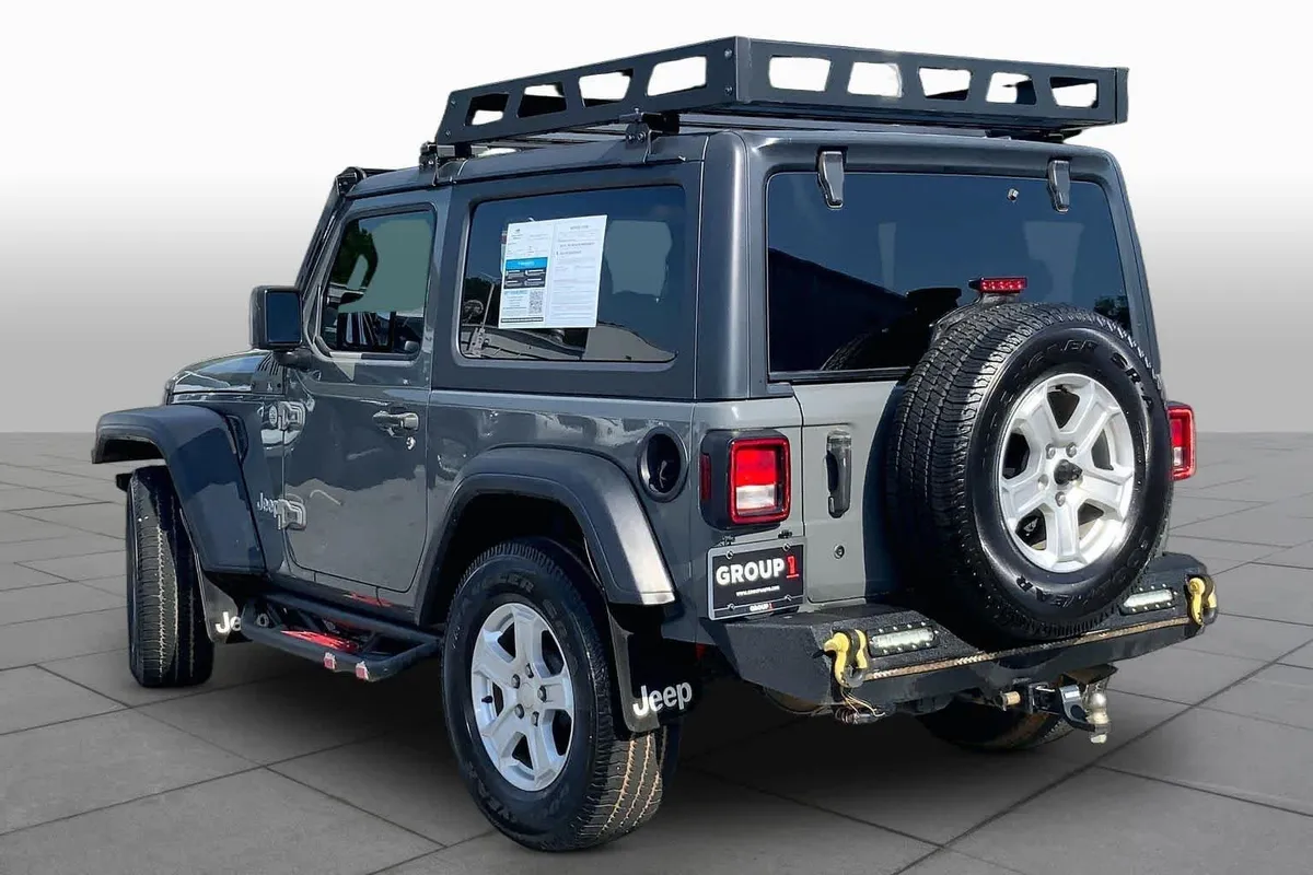 2019 Jeep Wrangler Sport S thumbnail 11