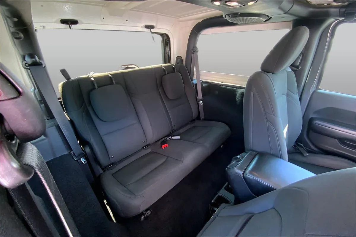 2019 Jeep Wrangler Sport S thumbnail 17