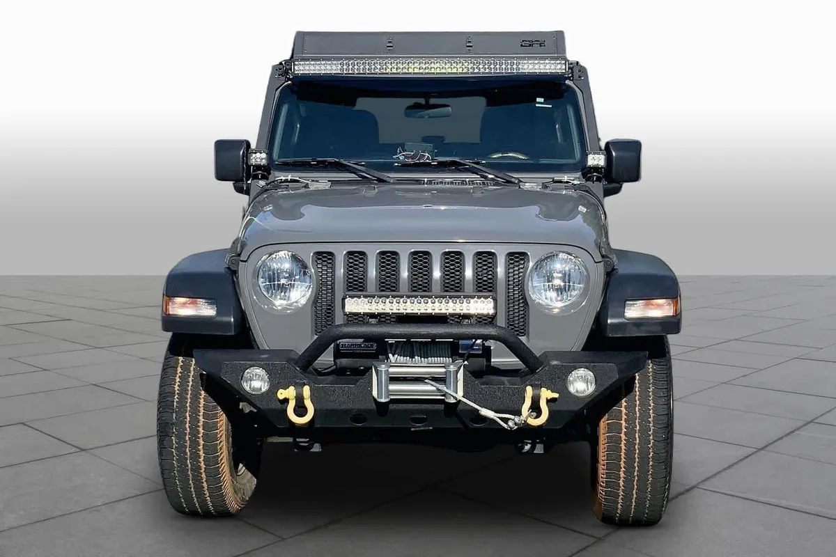 2019 Jeep Wrangler Sport S thumbnail 4