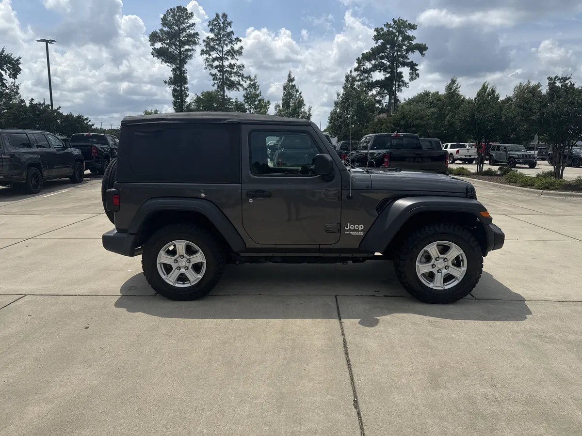 2019 Jeep Wrangler Sport S thumbnail 10