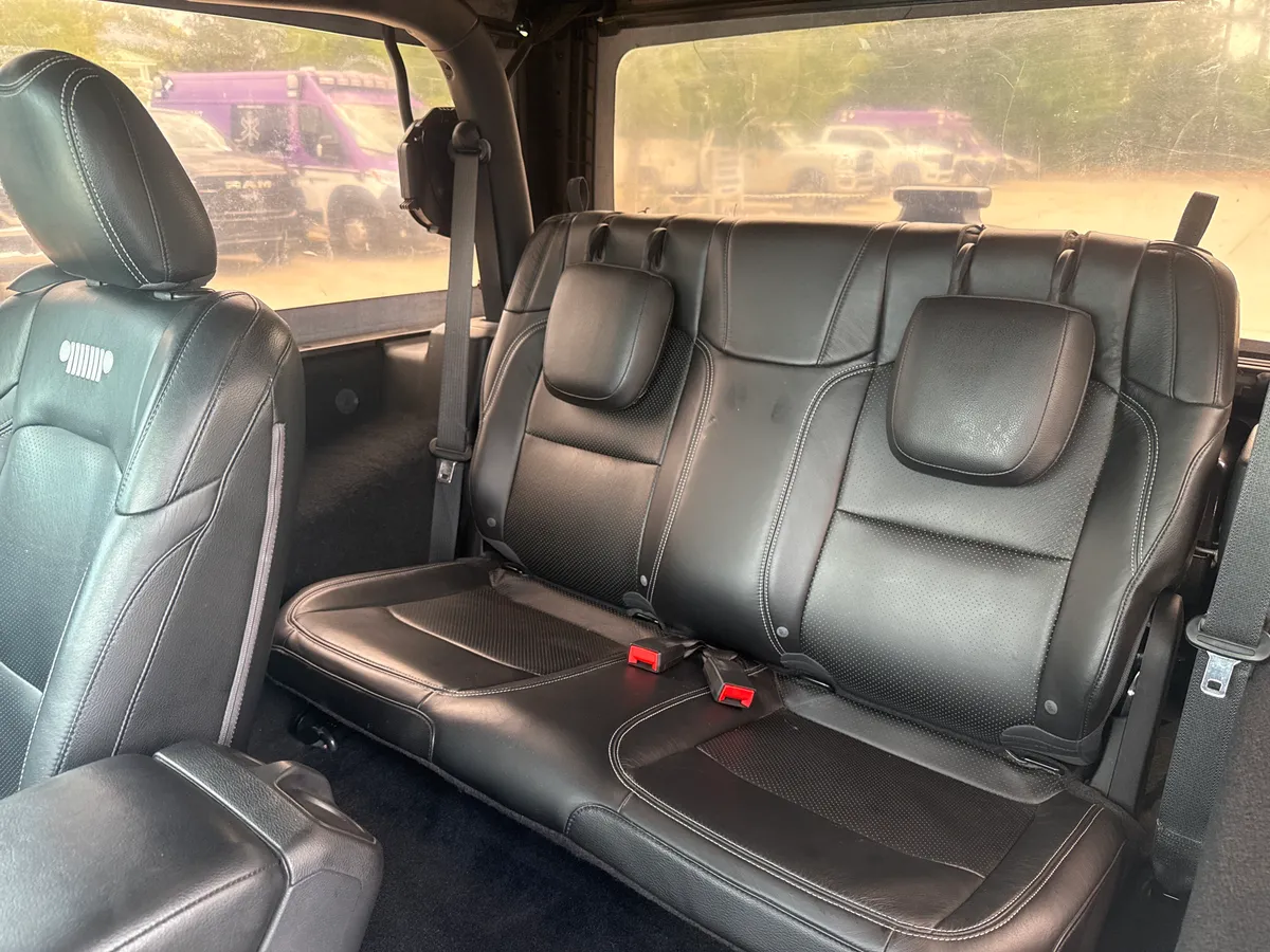 2019 Jeep Wrangler Sport S thumbnail 29