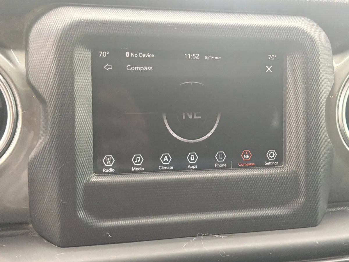 2019 Jeep Wrangler Unlimited Sahara 4x4 thumbnail 30