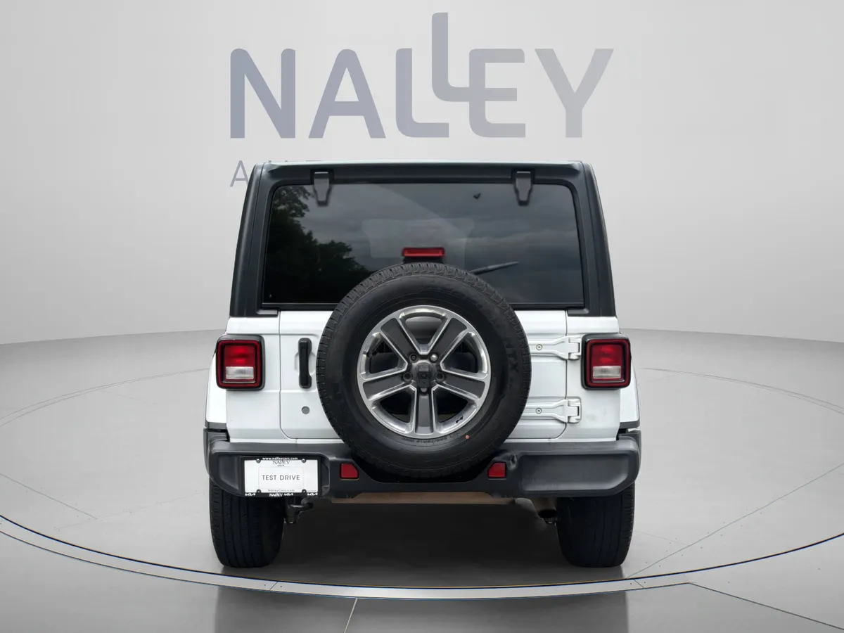 2019 Jeep Wrangler Unlimited Sahara 4x4 thumbnail 7