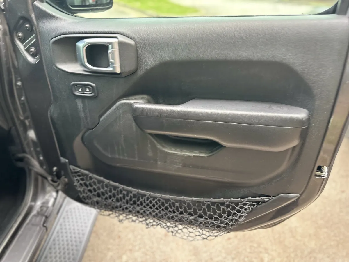 2019 Jeep Wrangler Unlimited Sport S thumbnail 18