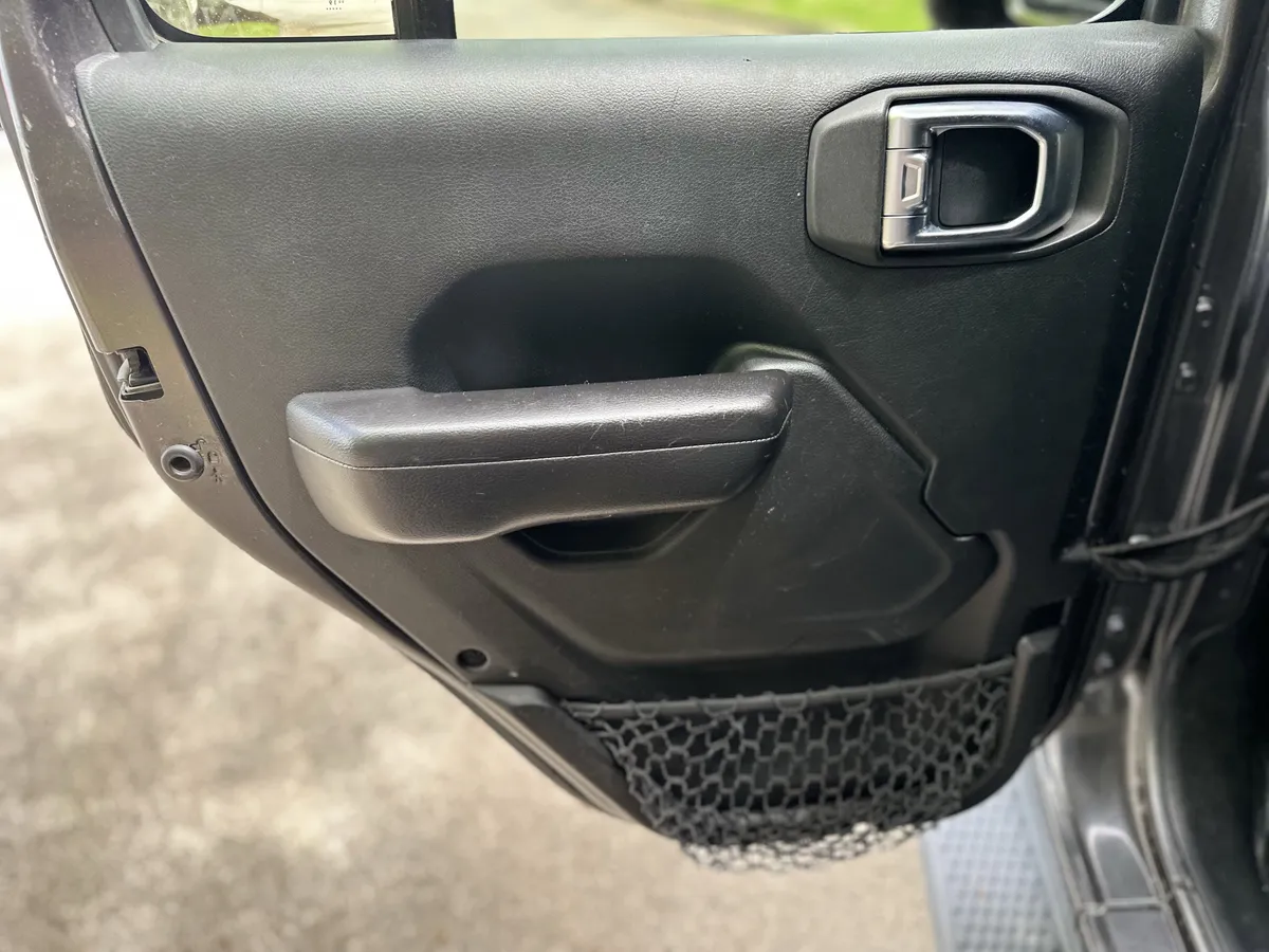 2019 Jeep Wrangler Unlimited Sport S thumbnail 23