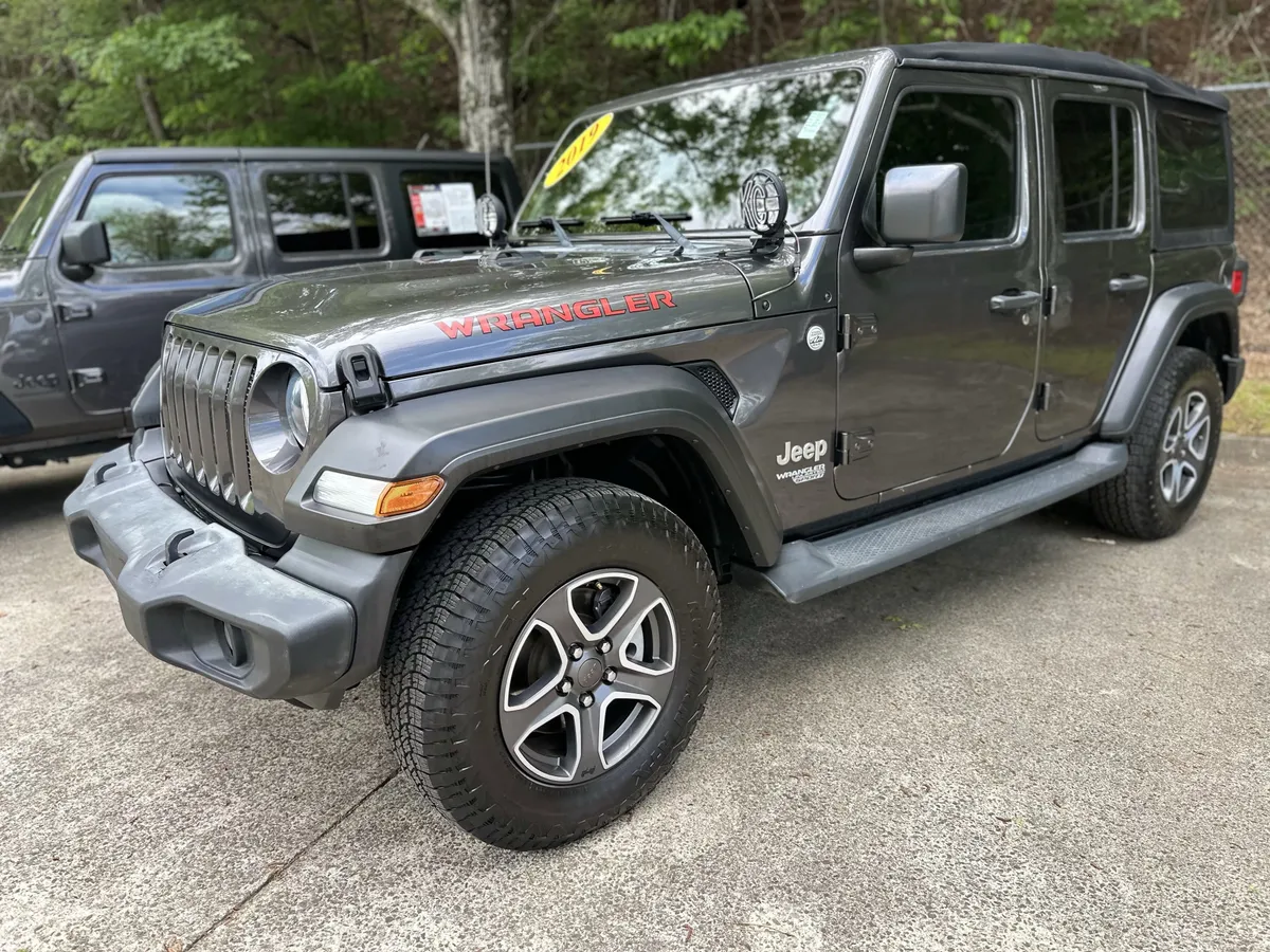 2019 Jeep Wrangler Unlimited Sport S thumbnail 3