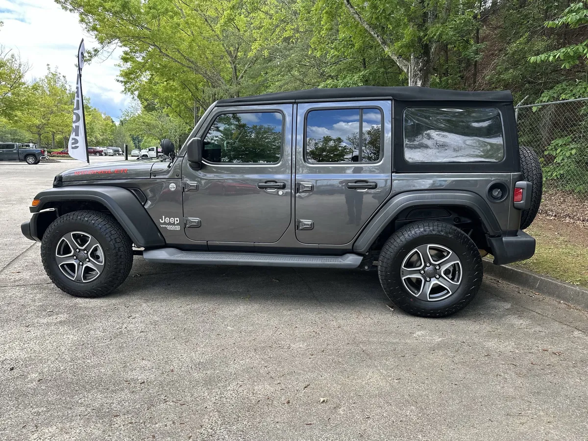 2019 Jeep Wrangler Unlimited Sport S thumbnail 4