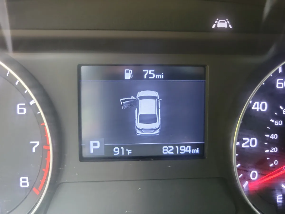 2019 Kia Forte LXS thumbnail 21