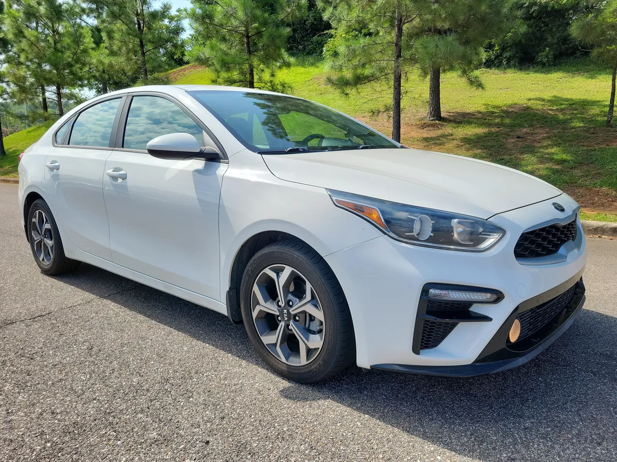 2019 Kia Forte LXS thumbnail 7