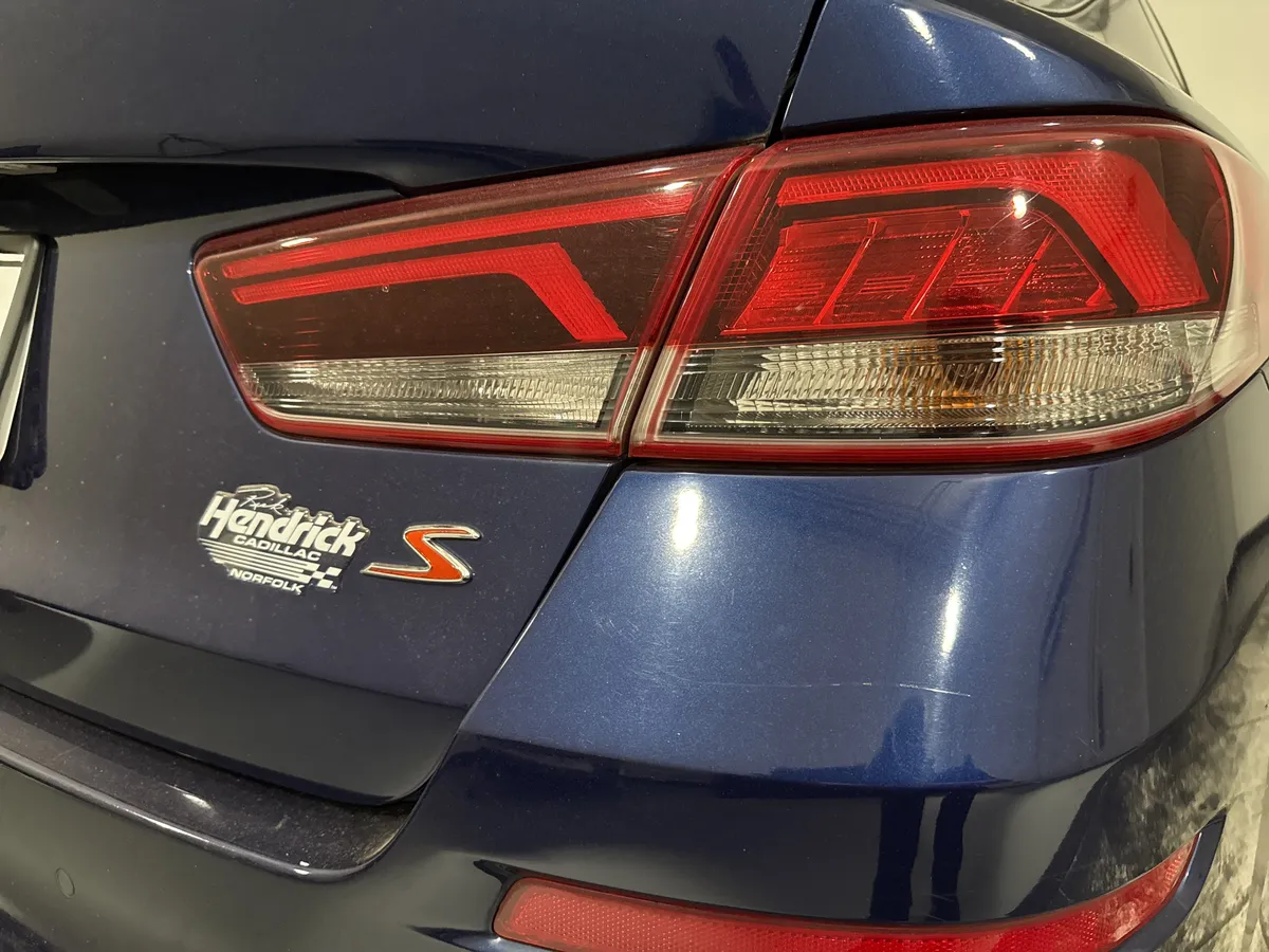 2019 Kia Optima S thumbnail 10