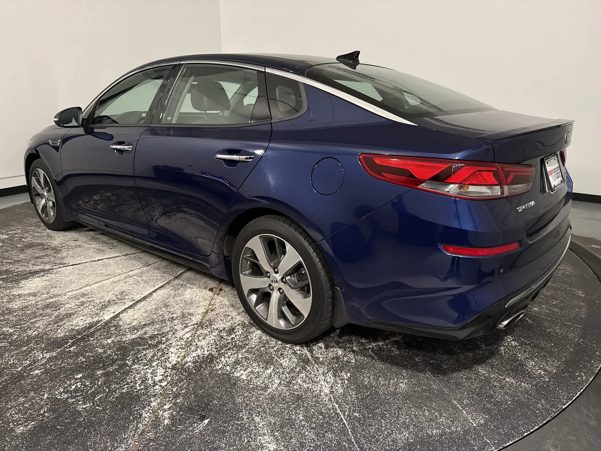 2019 Kia Optima S thumbnail 6