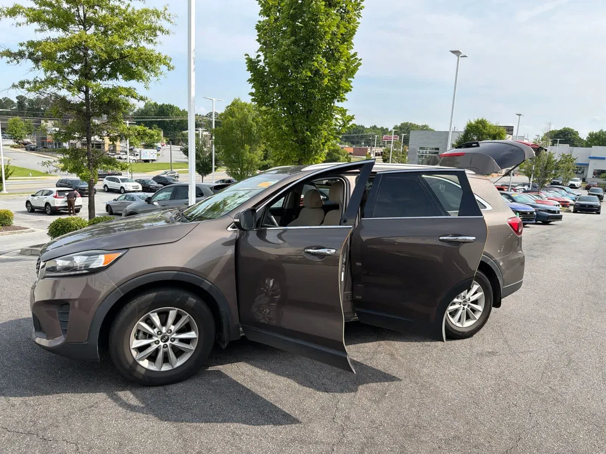 2019 Kia Sorento 2.4L LX thumbnail 18