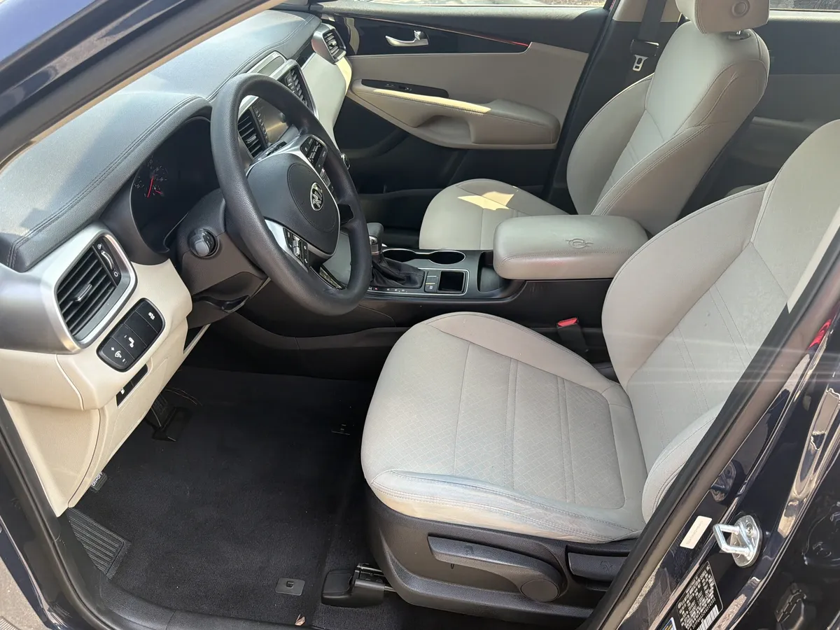 2019 Kia Sorento 2.4L LX thumbnail 20