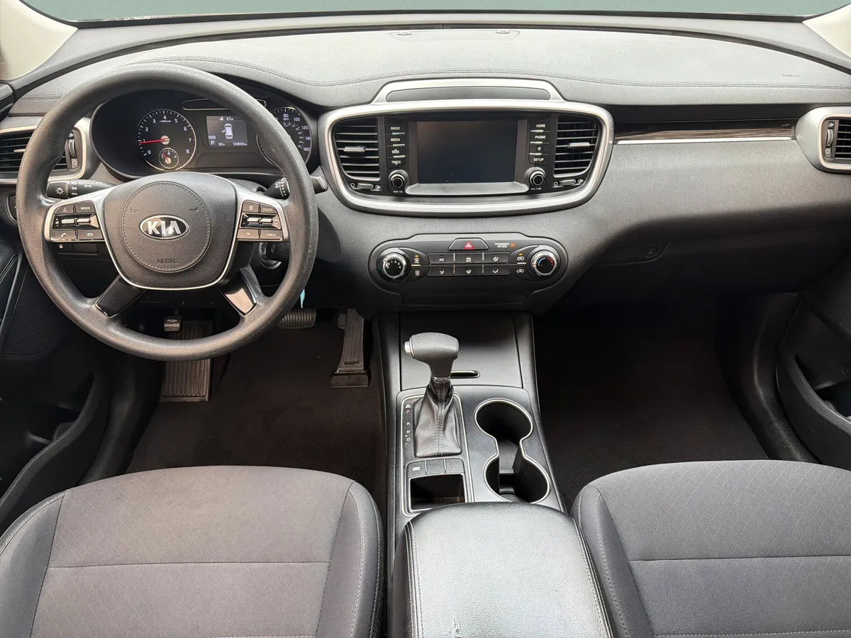 2019 Kia Sorento 2.4L LX thumbnail 12
