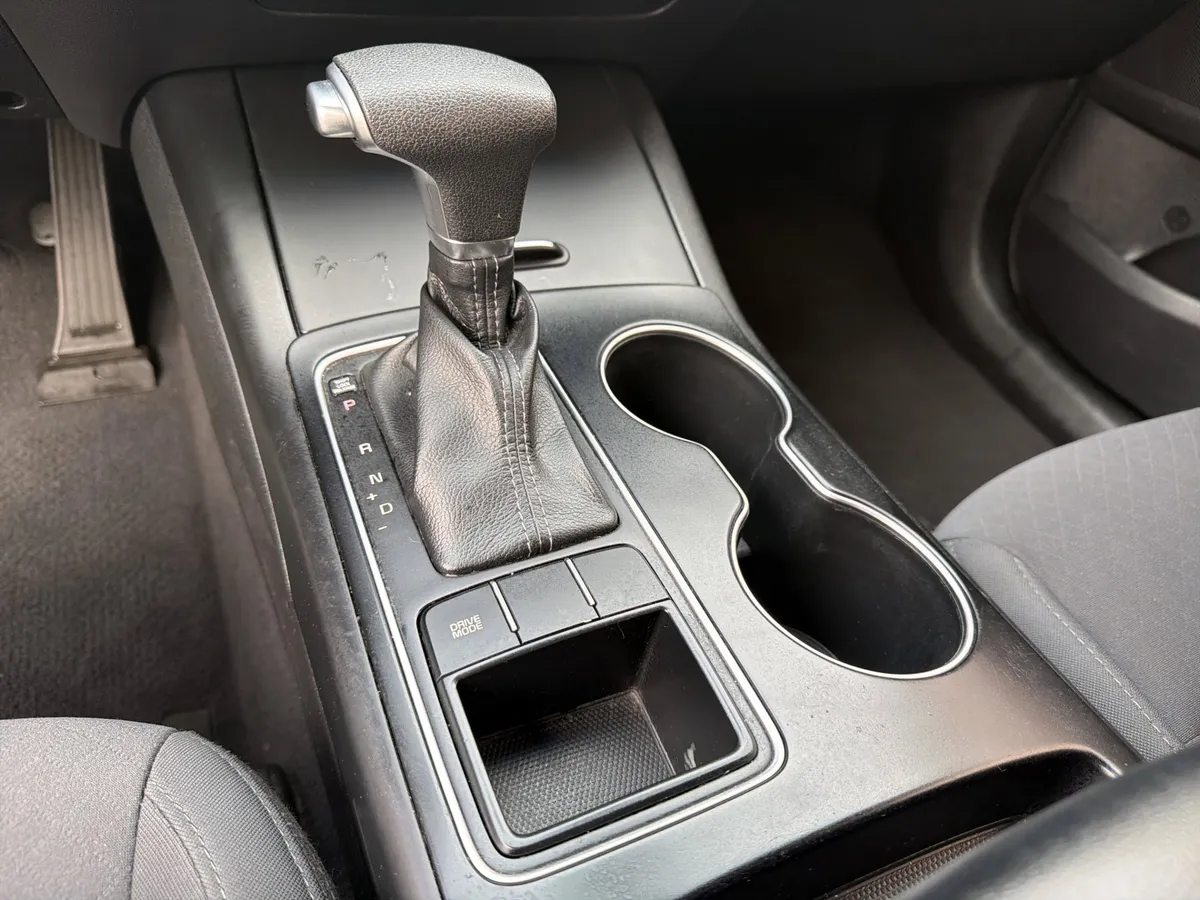 2019 Kia Sorento 2.4L LX thumbnail 17