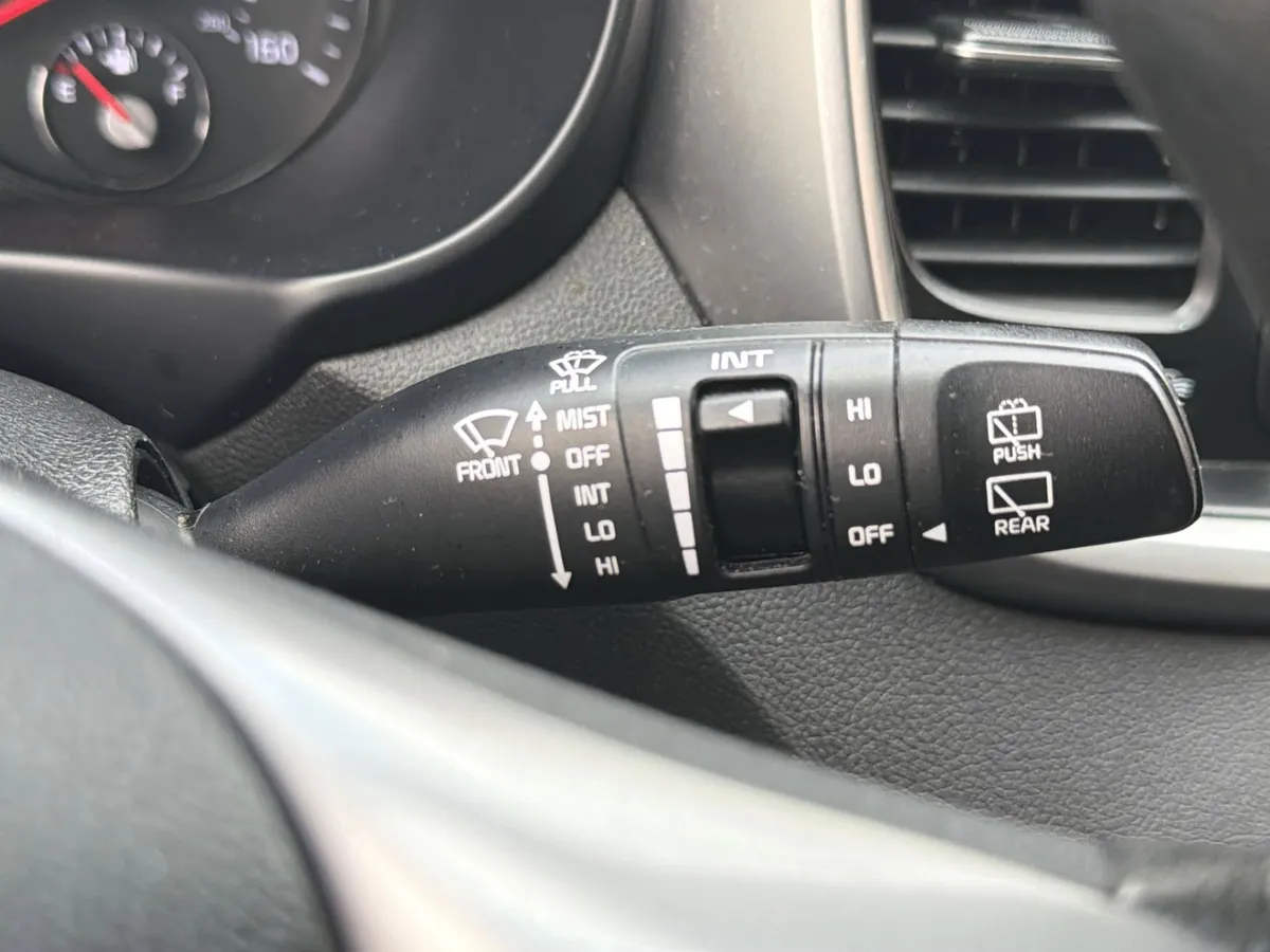 2019 Kia Sorento 2.4L LX thumbnail 21