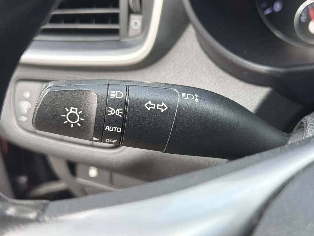 2019 Kia Sorento 2.4L LX thumbnail 22