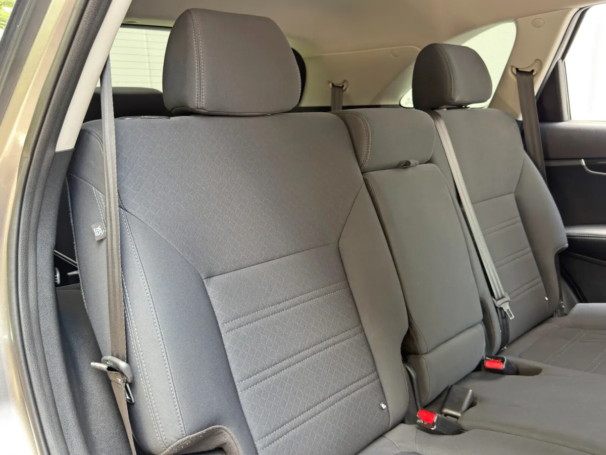 2019 Kia Sorento LX thumbnail 28