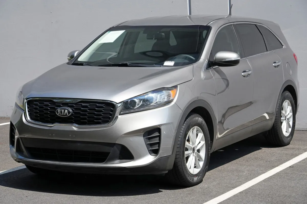 2019 Kia Sorento LX thumbnail 38