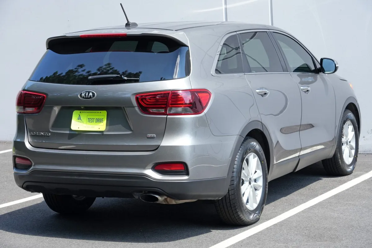 2019 Kia Sorento LX thumbnail 42