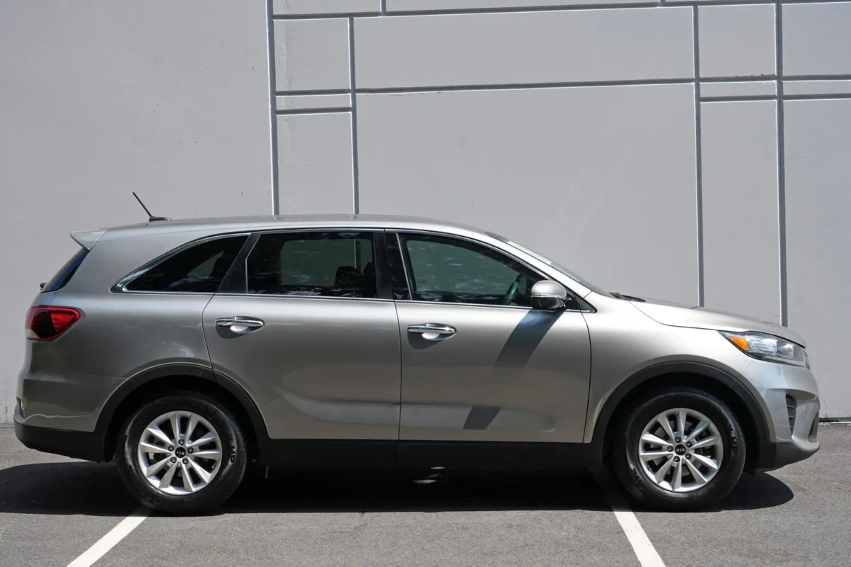2019 Kia Sorento LX thumbnail 43
