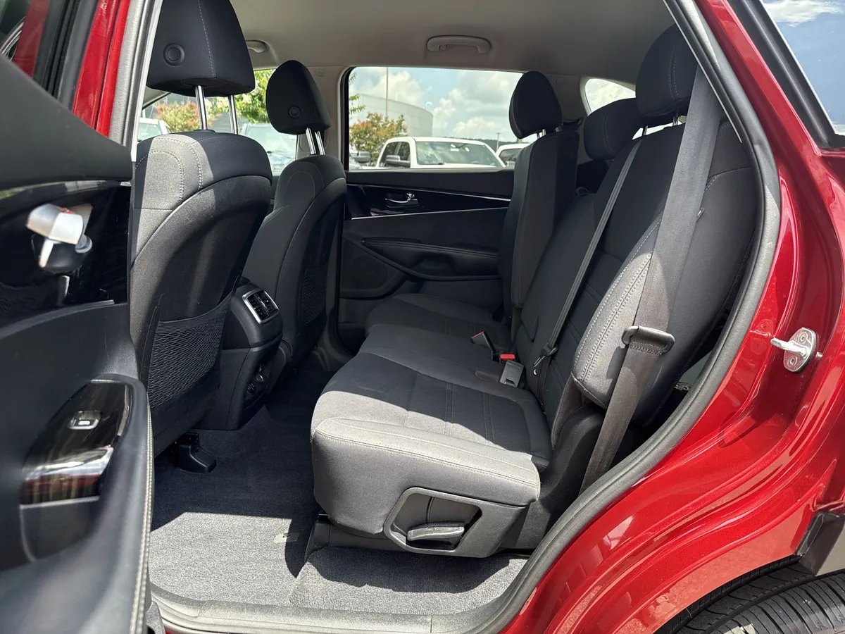 2019 Kia Sorento S V6 thumbnail 20