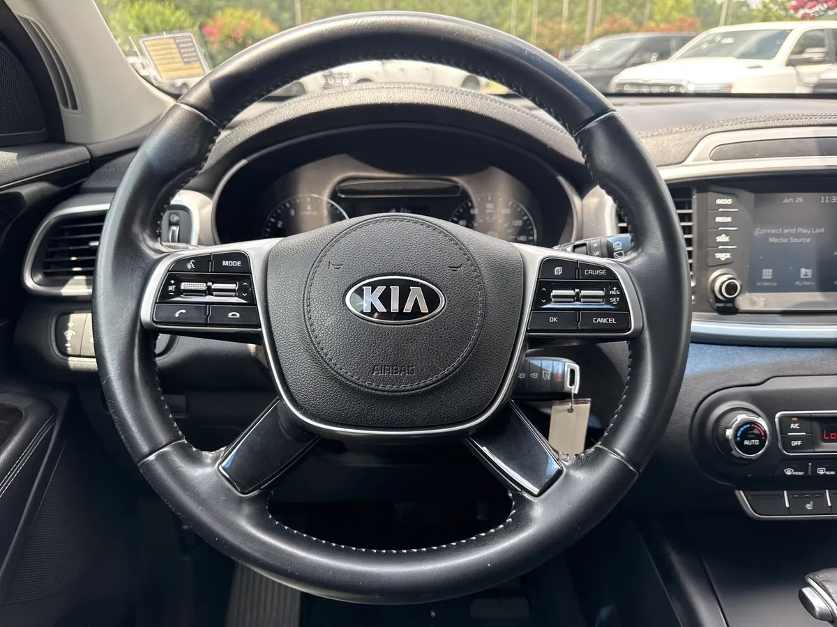 2019 Kia Sorento S V6 thumbnail 23