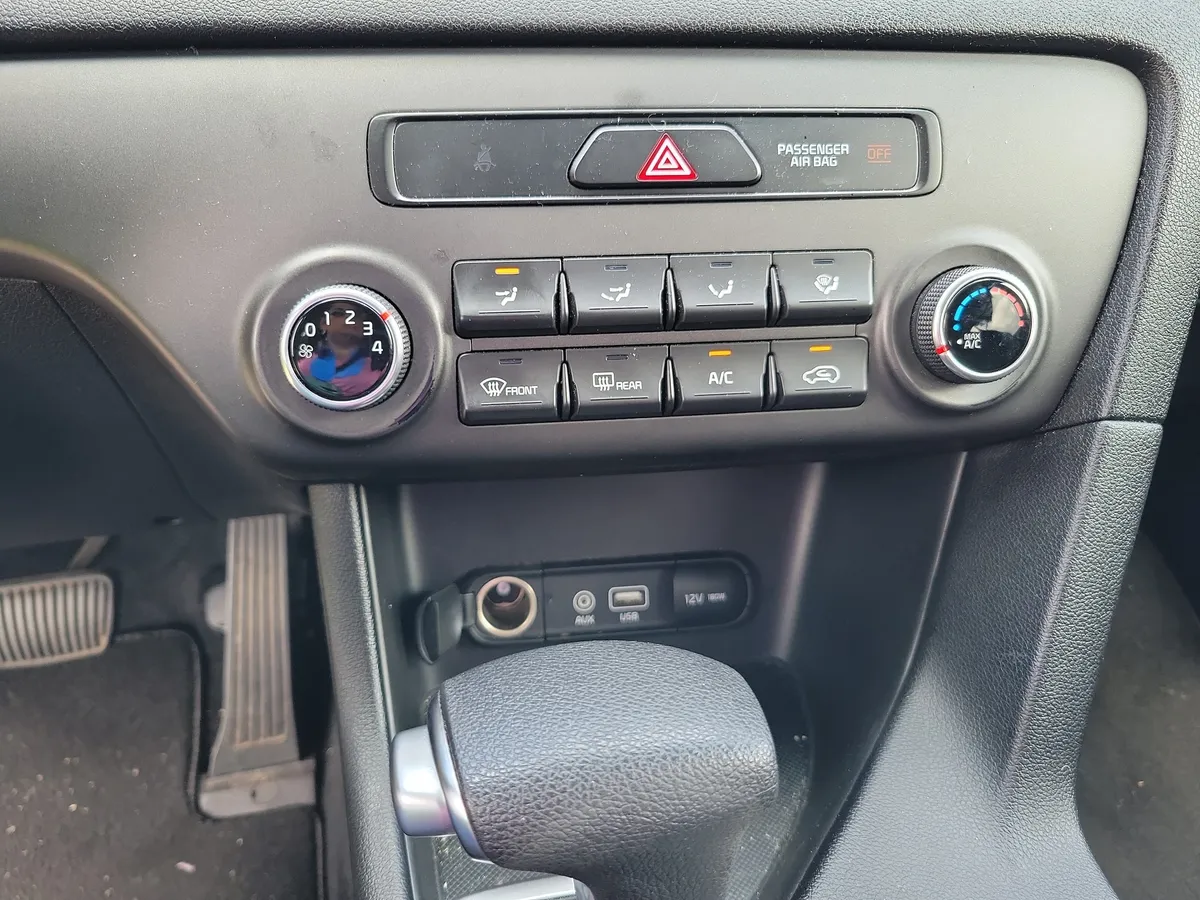 2019 Kia Sportage LX thumbnail 19