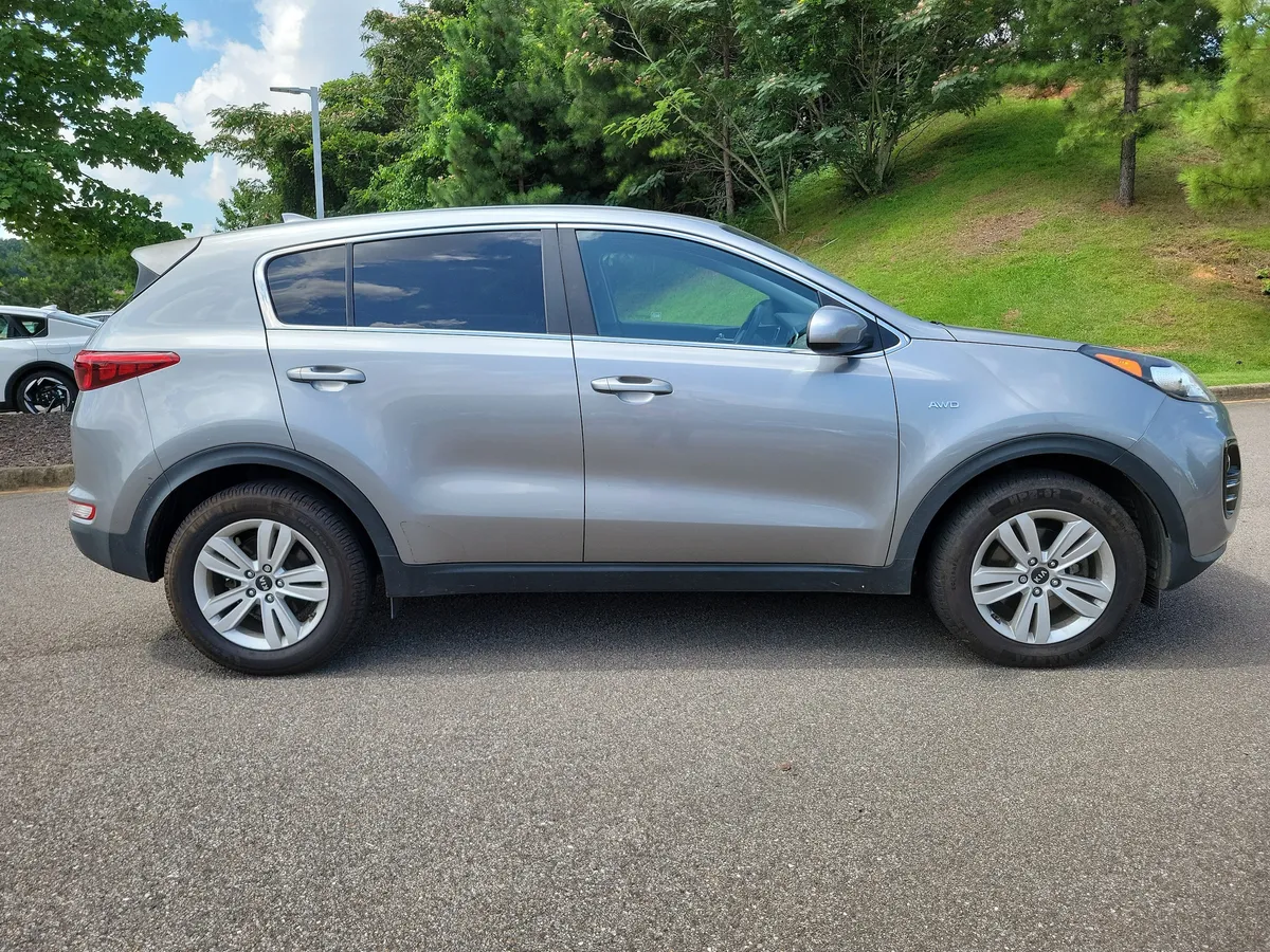 2019 Kia Sportage LX thumbnail 6