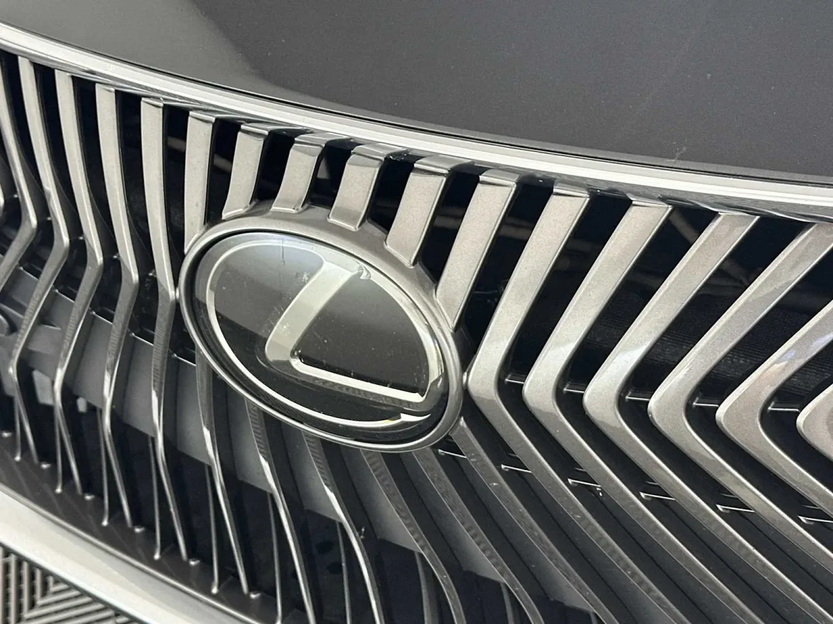 2019 Lexus ES 350 thumbnail 14