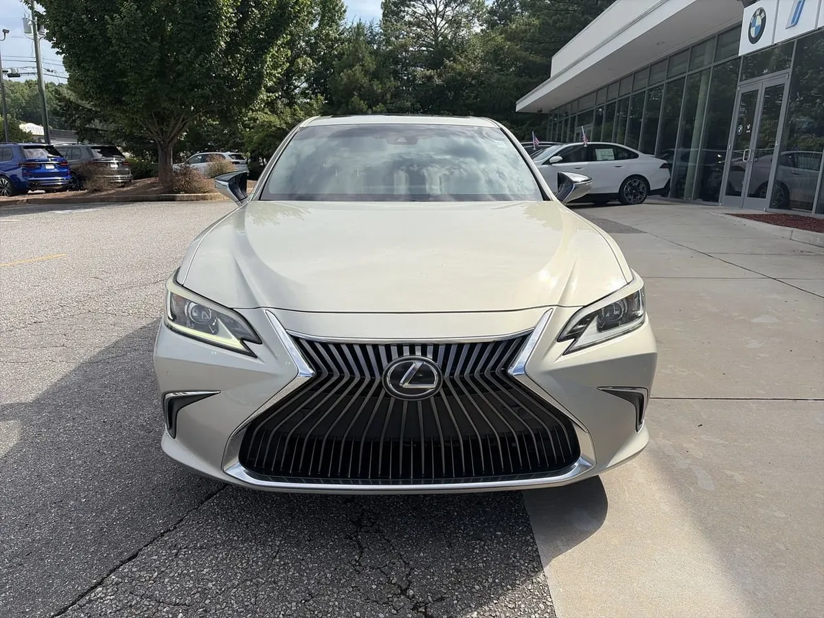 2019 LEXUS ES 350 Premium thumbnail 3