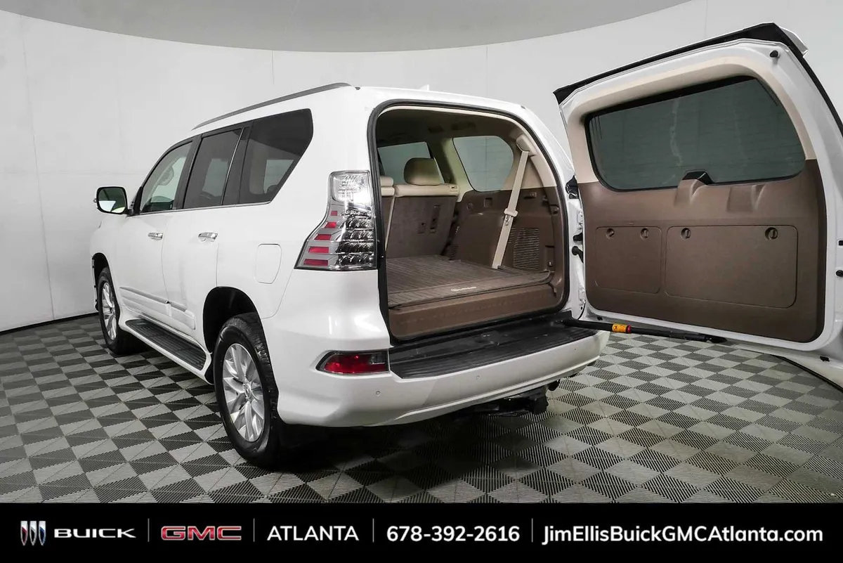 2019 Lexus GX 460 Premium thumbnail 32