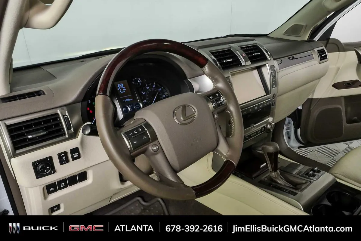 2019 Lexus GX 460 Premium thumbnail 4