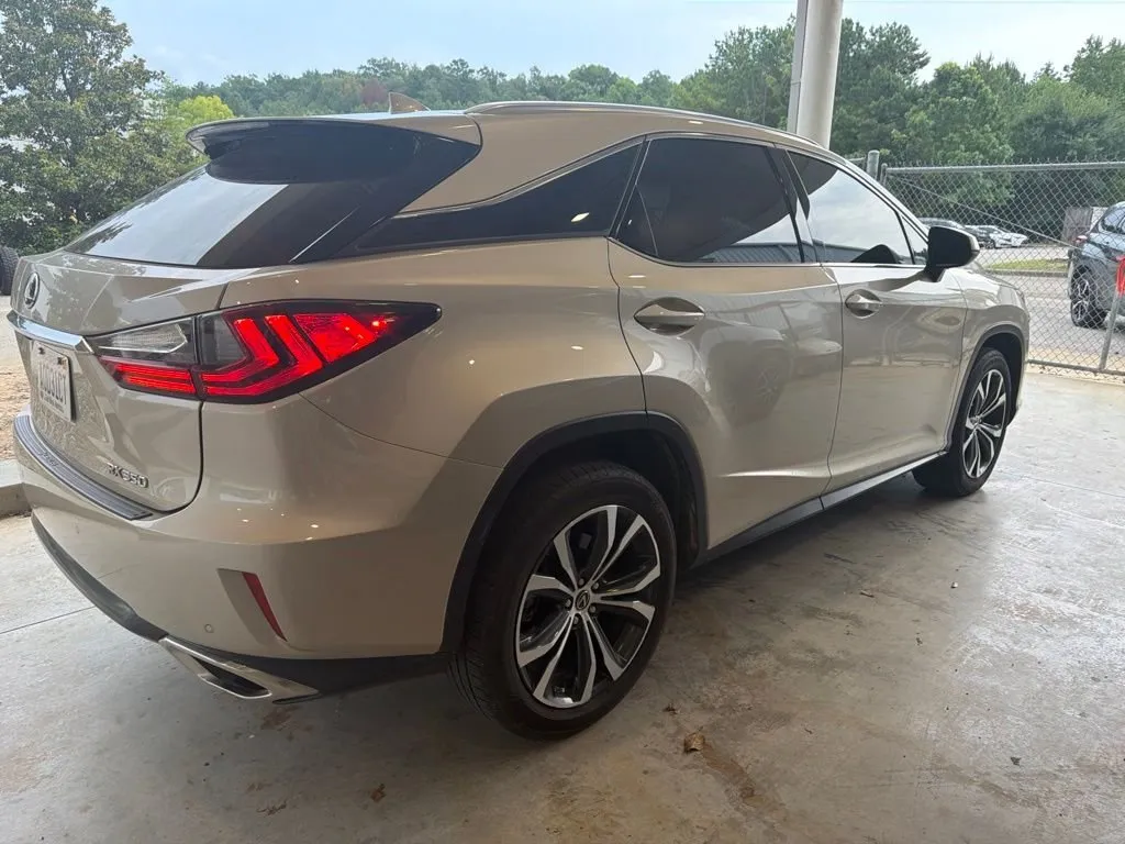2019 Lexus RX thumbnail 3