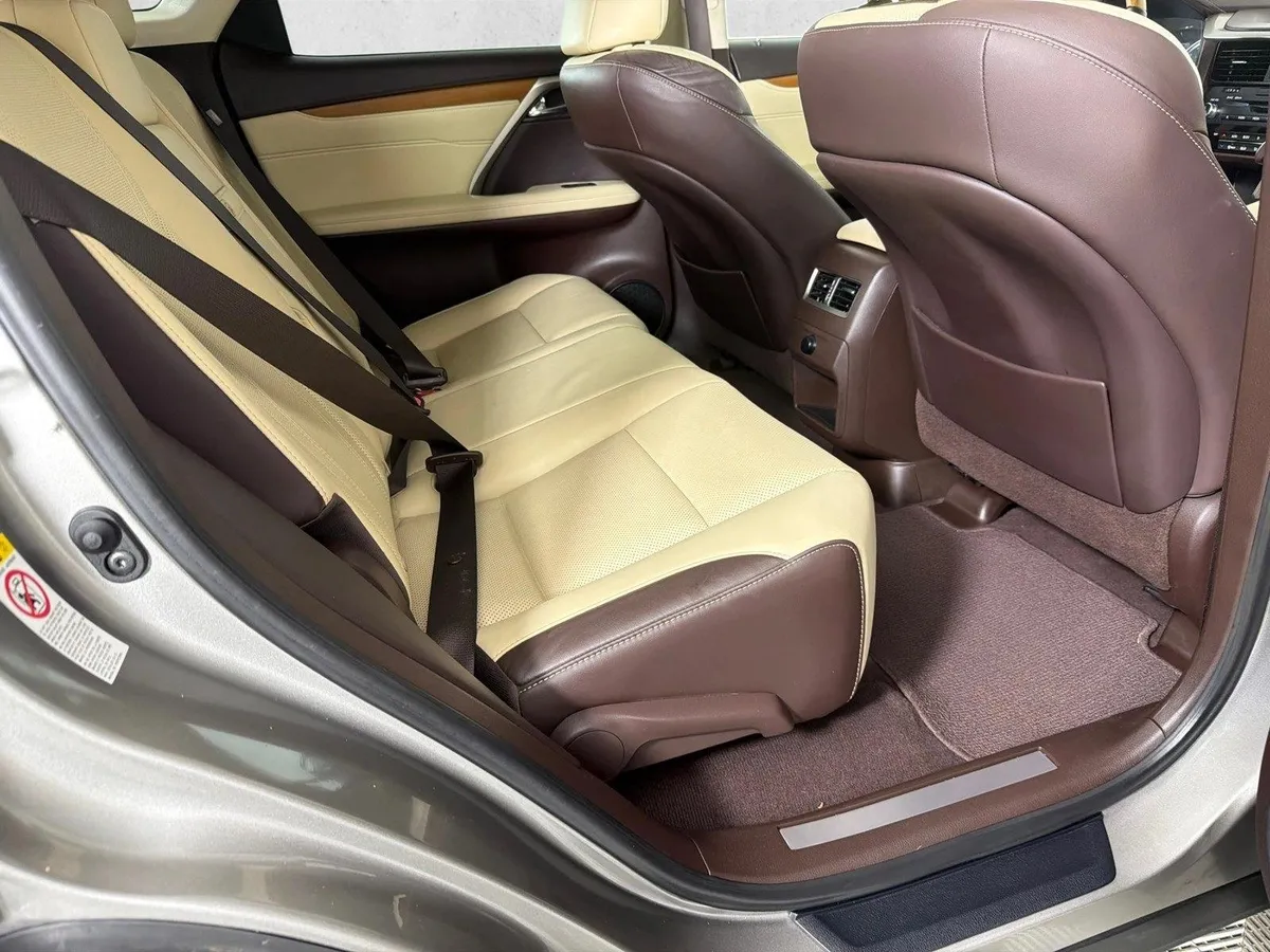 2019 Lexus RX RX 350 thumbnail 16