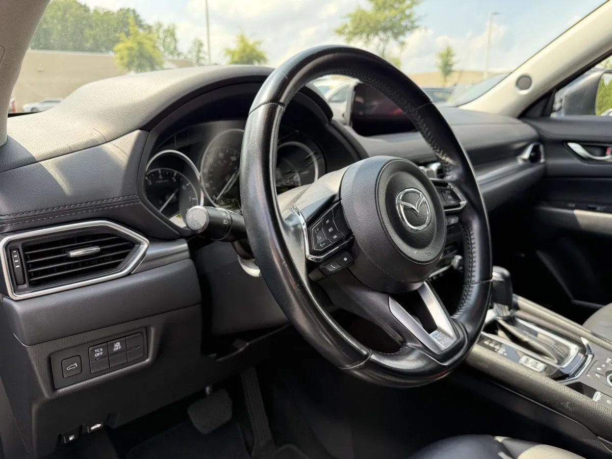 2019 Mazda CX-5 Touring thumbnail 11