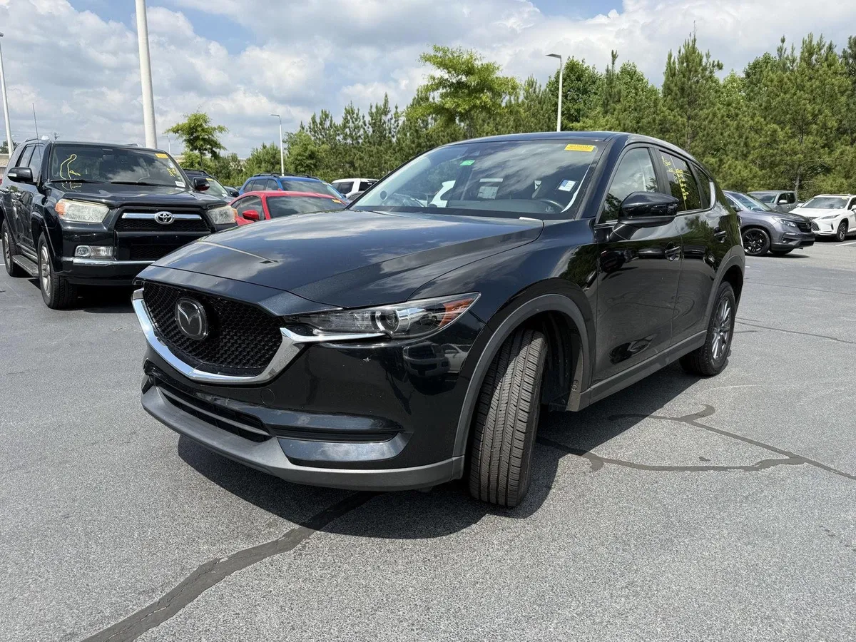 2019 Mazda CX-5 Touring thumbnail 2