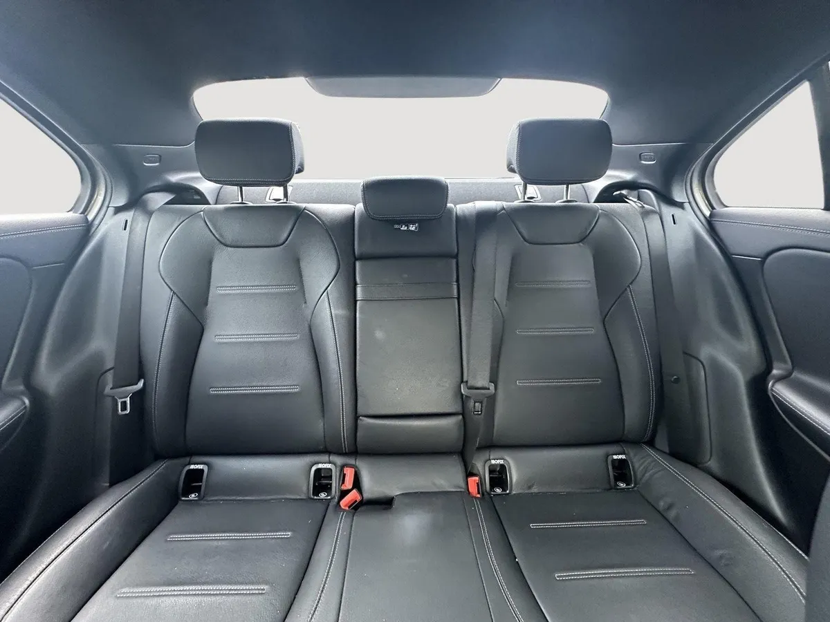2019 Mercedes-Benz A-Class A 220 thumbnail 13