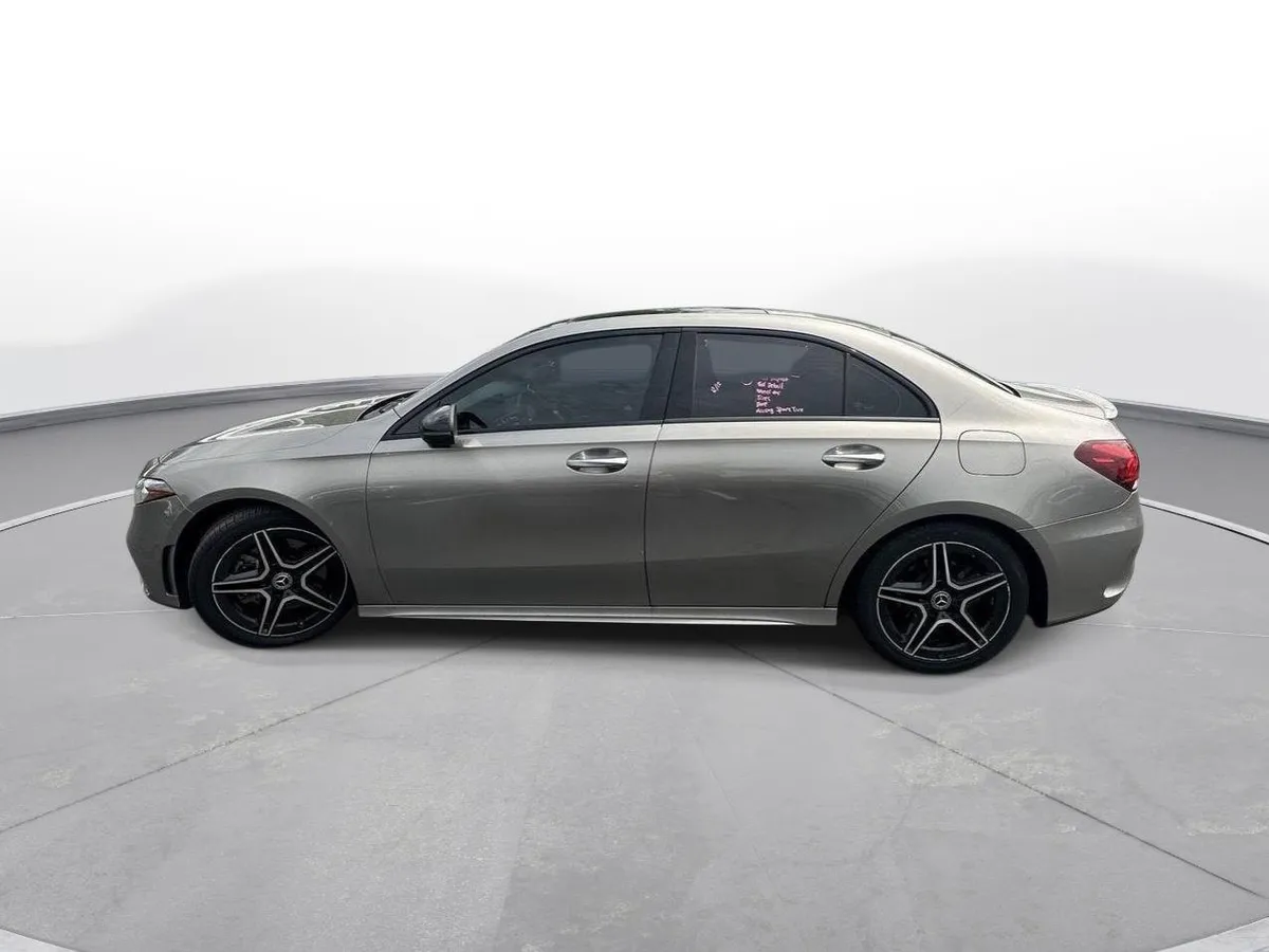2019 Mercedes-Benz A-Class A 220 thumbnail 9
