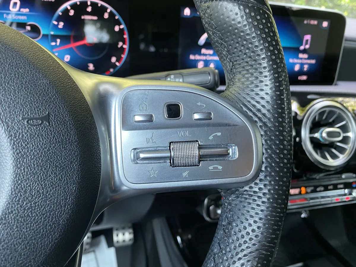 2019 Mercedes-Benz A-Class A 220 thumbnail 20