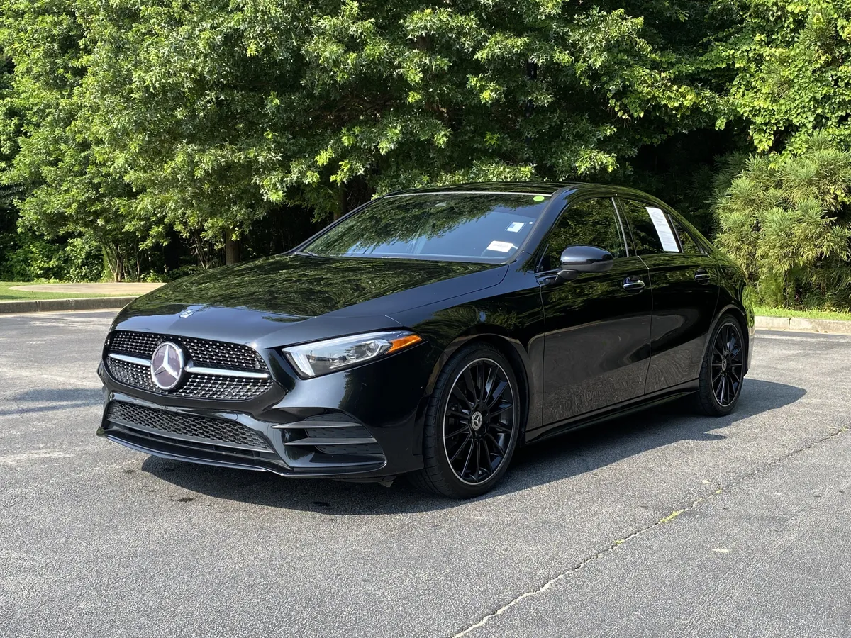 2019 Mercedes-Benz A-Class A 220 thumbnail 4