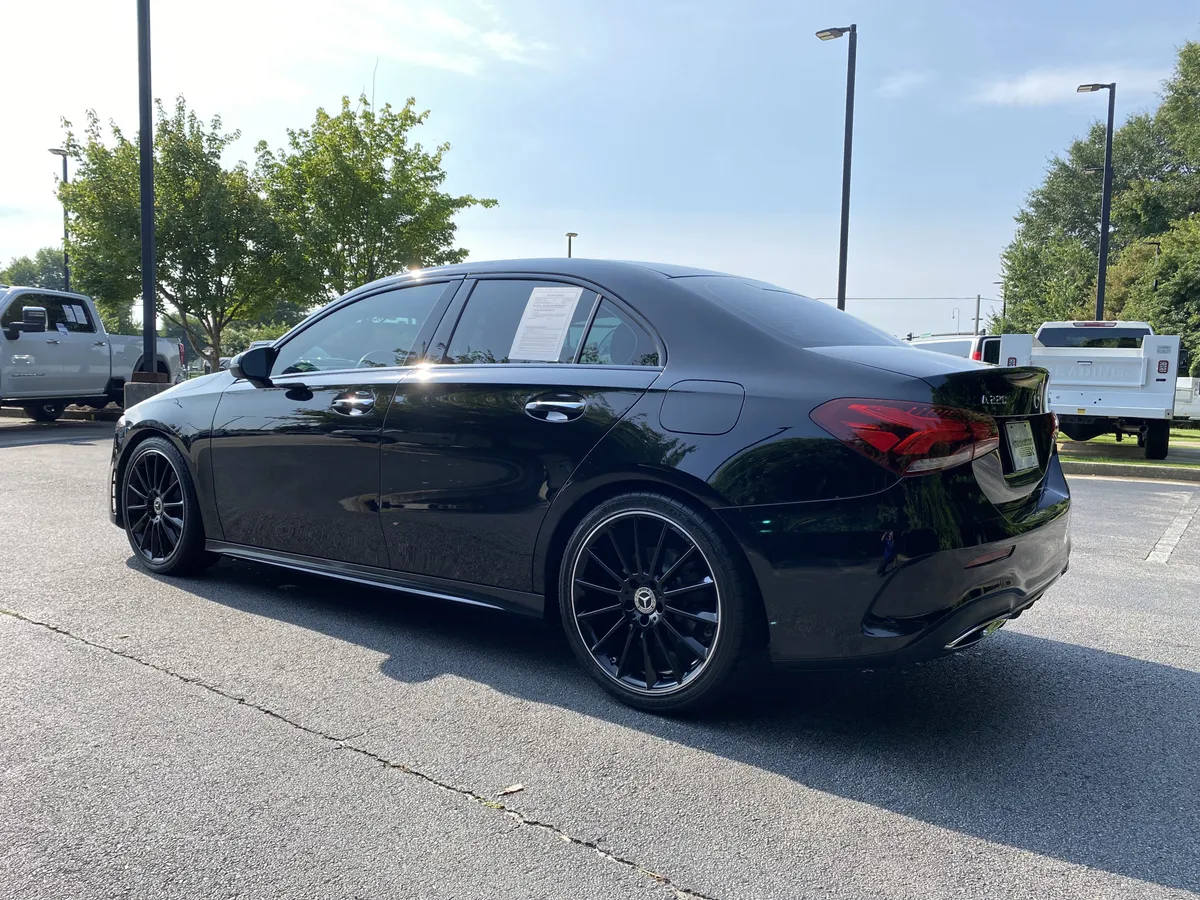 2019 Mercedes-Benz A-Class A 220 thumbnail 7